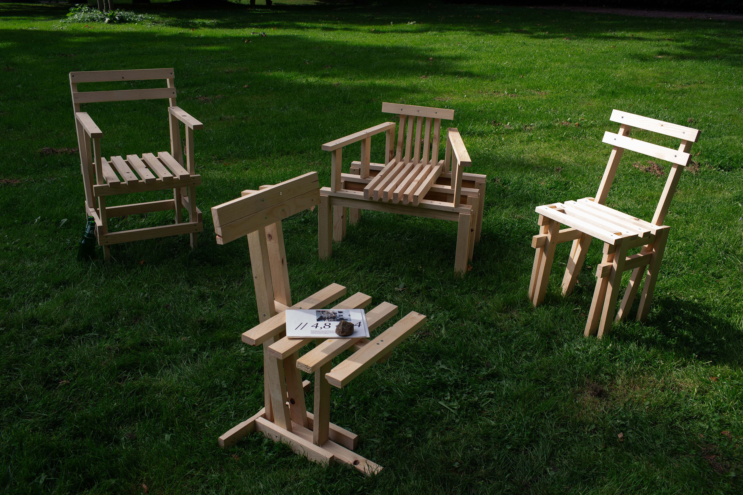 Public Intervention: Blitz im Park / 4.8 x 2.4